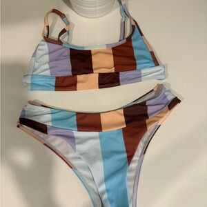 SHEIN Multicolor Striped Bikini